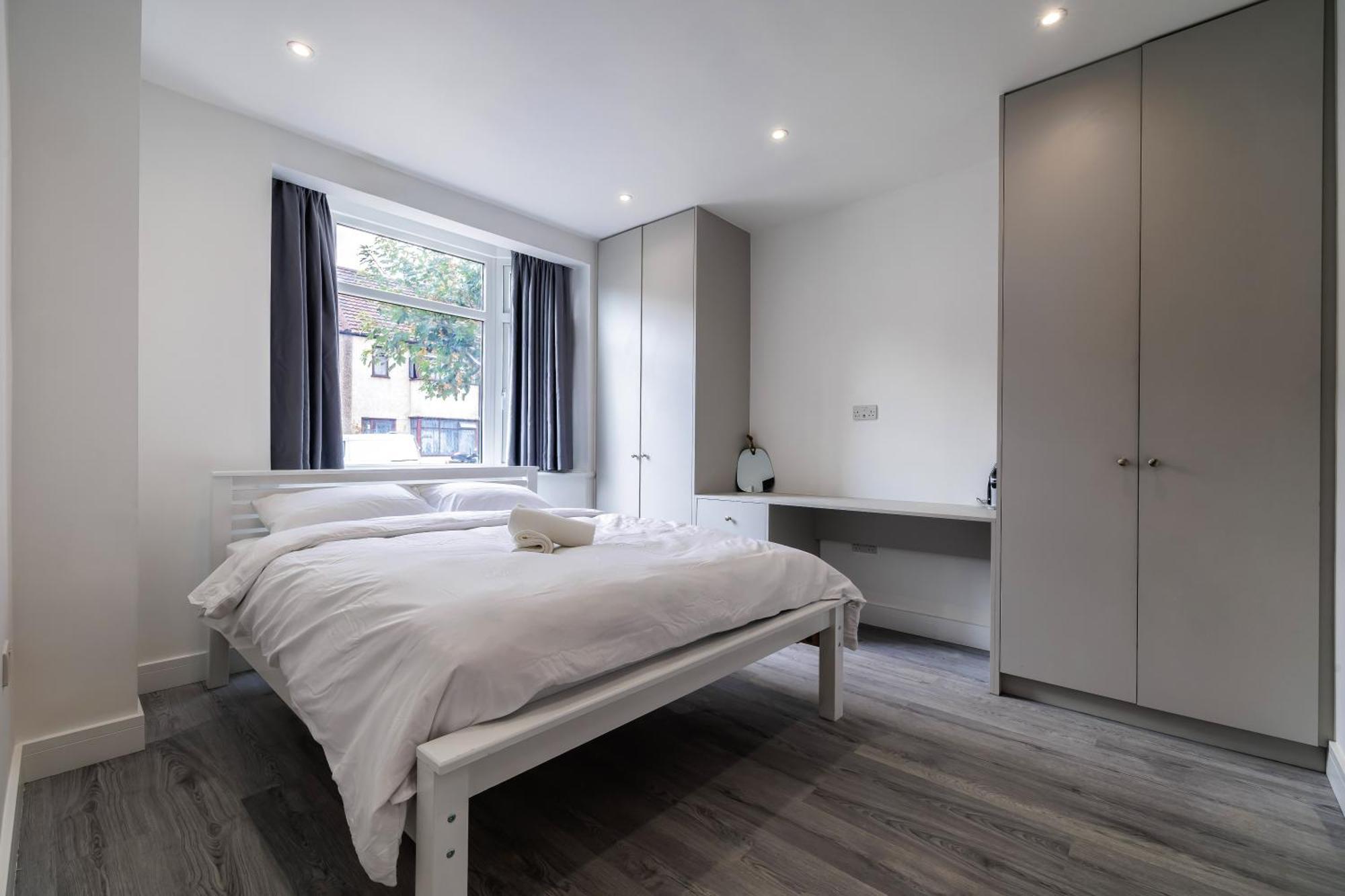 Modern Home With Driveway Parking For 2 Vehicles, Near Tottenham Hotspur Stadium, White Hart Lane Train Station Londres Extérieur photo