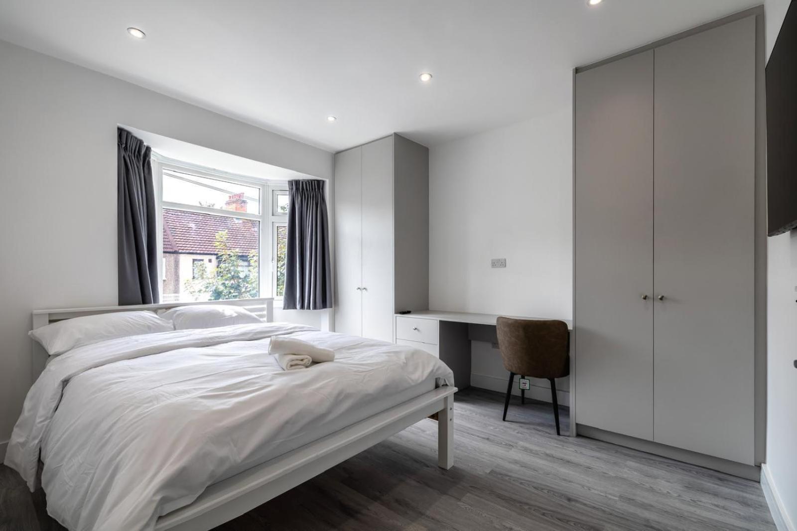 Modern Home With Driveway Parking For 2 Vehicles, Near Tottenham Hotspur Stadium, White Hart Lane Train Station Londres Extérieur photo